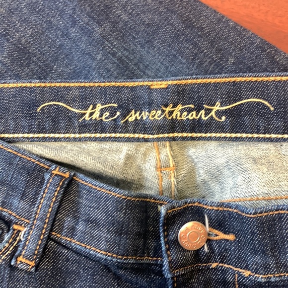 Old Navy Jeans - Picture 6 of 7